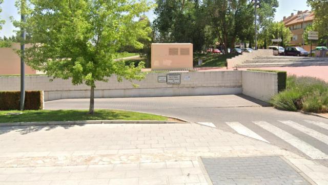 Aparcamientos de la calle Ferial de Guadalajara. Foto: Google Maps.