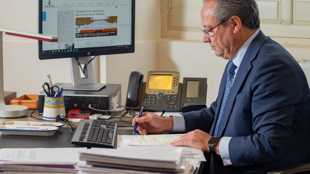 Juan Alfonso Ruiz Molina, consejero de Hacienda y Administraciones Públicas de la Junta de Comunidades de Castilla-La Mancha.