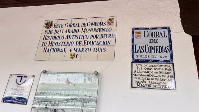 Piden que se retire el elemento franquista que conserva el Corral de Comedias de Almagro