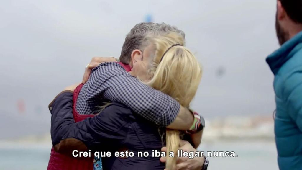 Tere y Chicote acabaron fundiéndose en un abrazo.