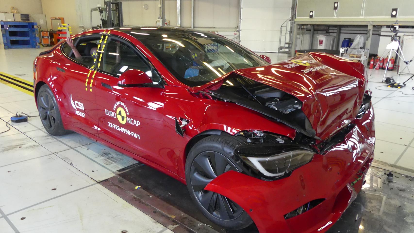 Estos son los cohes más seguros de 2022; Tesla, Lexus, Mercedes y BMW dominan la clasificación