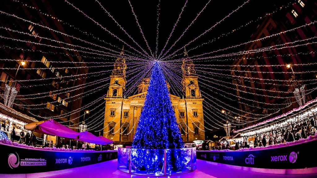 Mercadillo navideño de Budapest (Hungría).