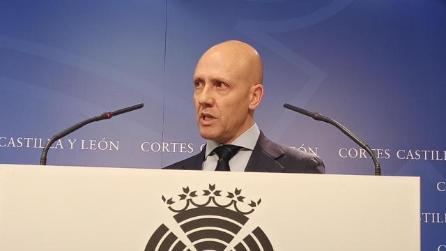El portavoz adjunto de Vox en las Cortes, Carlos Menéndez, en una foto de archivo