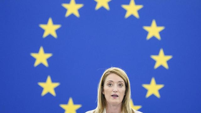 La presidenta de la Eurocámara, Roberta Metsola, durante su discurso de este lunes