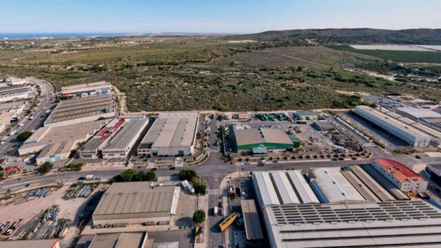 Imagen áerea del polígono industrial de Las Atalayas de Alicante.