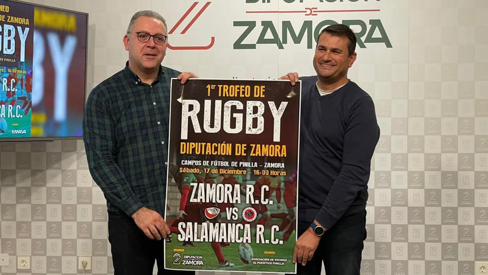 El diputado de Deporte Cultura y Turismo, Jesús María Prada, ha presentado el evento justo al presidente del Zamora Rugby Club, Antonio Sastre