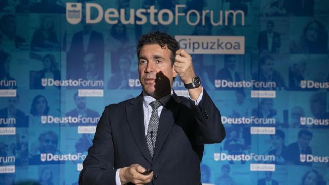 Diego Parrilla, durante una conferencia en la Universidad de Deusto.
