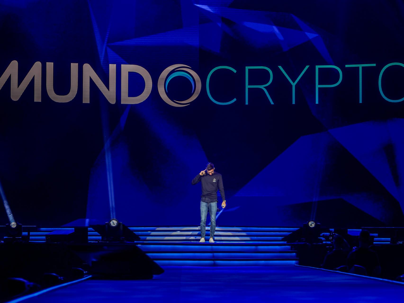 MundoCrypto se marcha de España al sentirse perseguida por los políticos,  los medios y las obligaciones fiscales