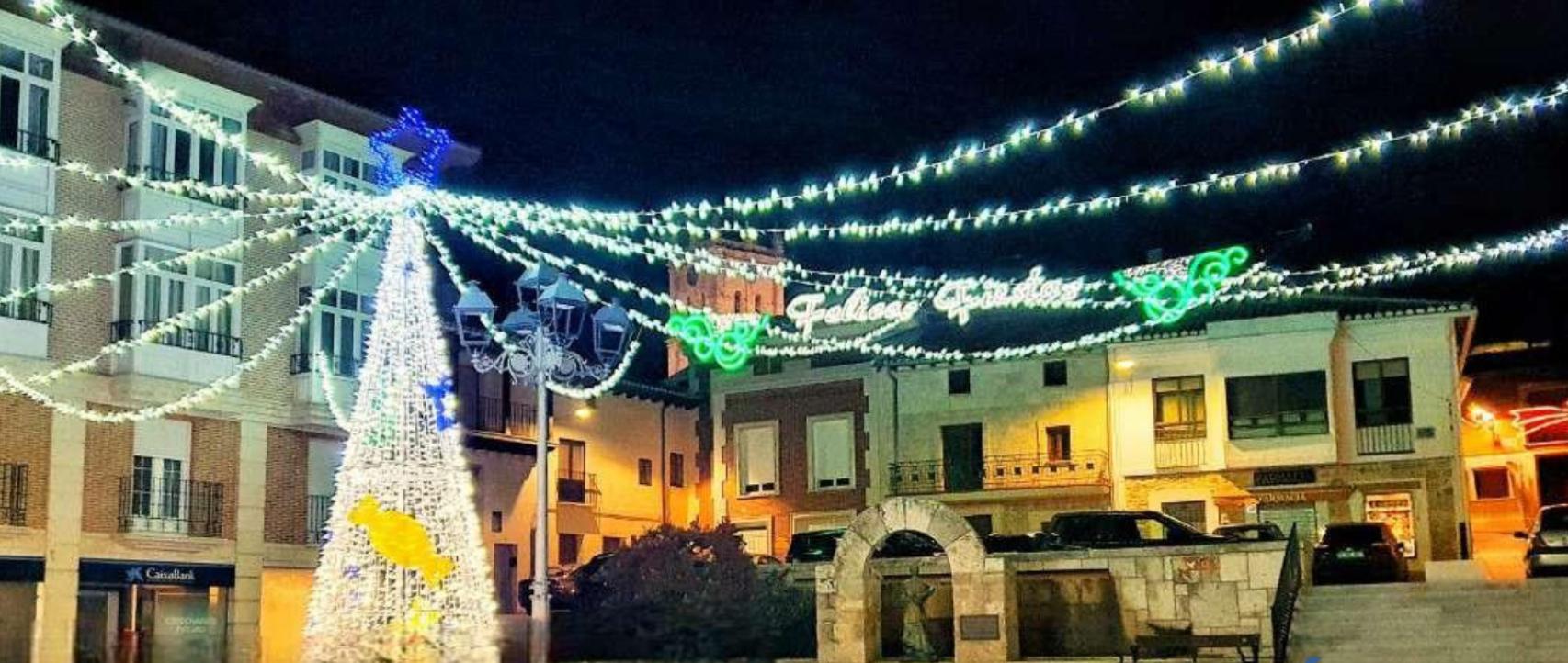 Baltanás con la decoración de Navidad