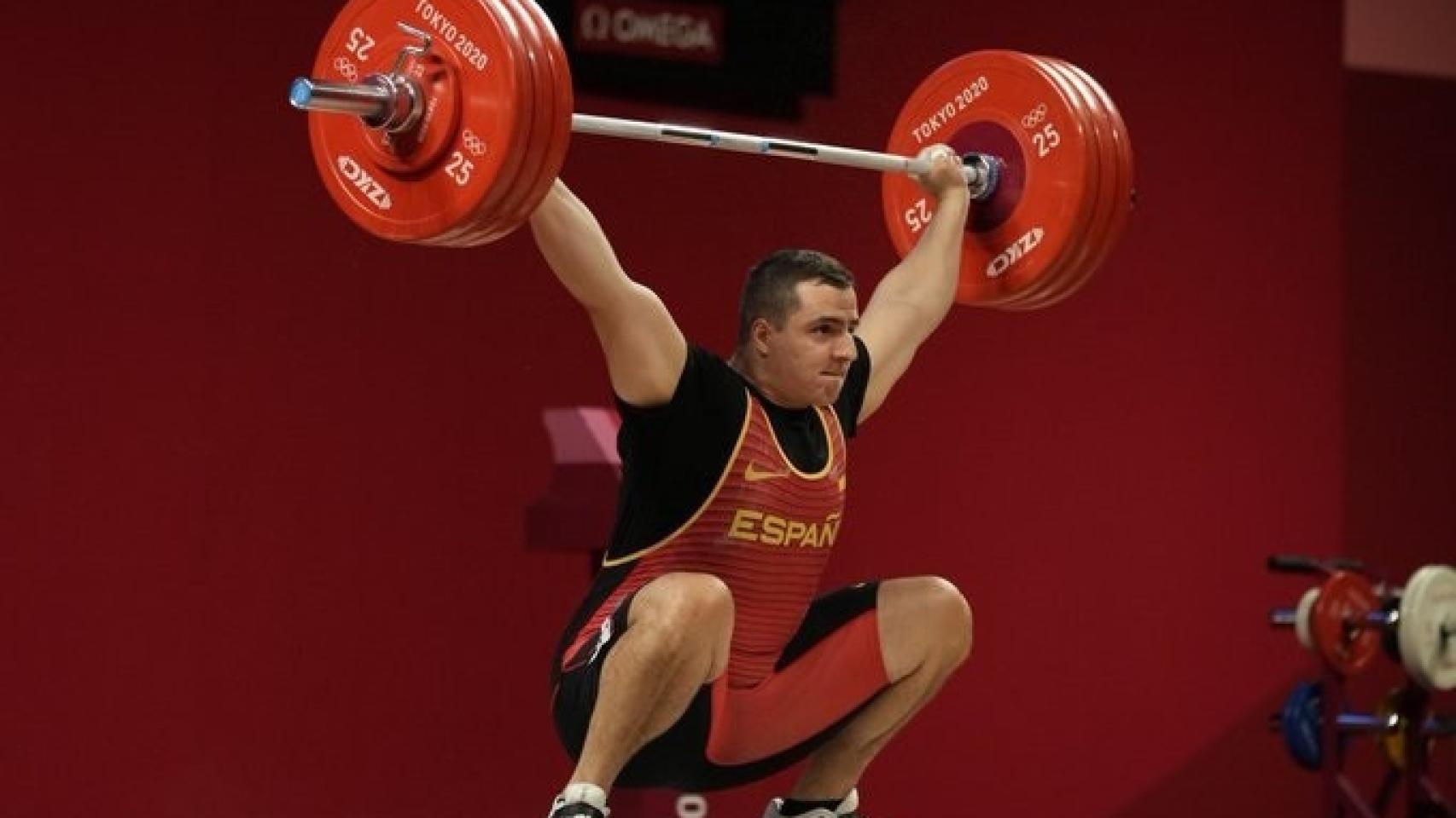 Marcos Ruiz durante una prueba de halterofilia