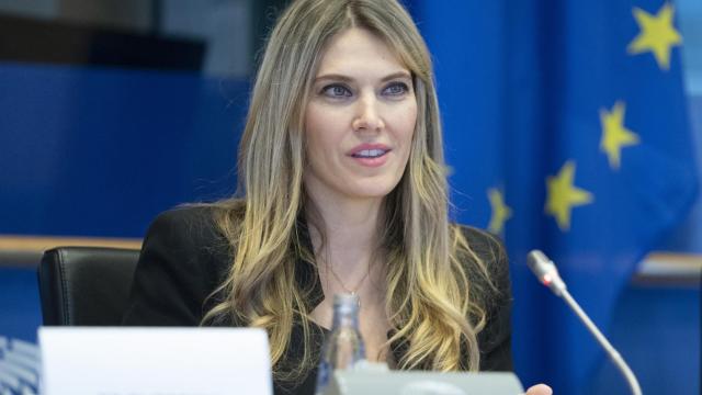 La vicepresidenta del Parlamento Europeo, Eva Kaili, acusada de participar en una red de sobornos de Qatar