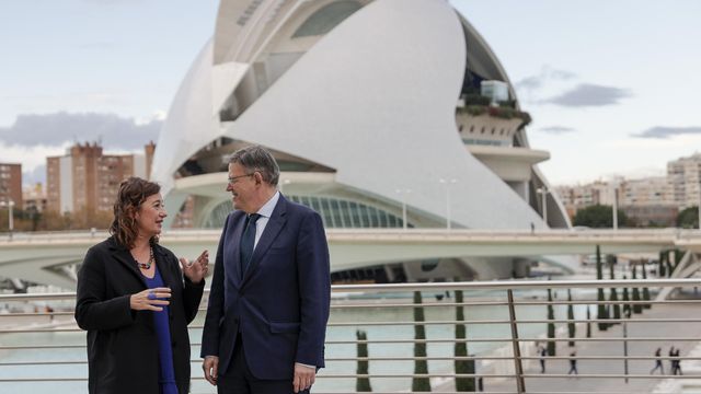 Francina Armengol y Ximo Puig, en la Ciudad de las Artes y las Ciencias este miércoles.