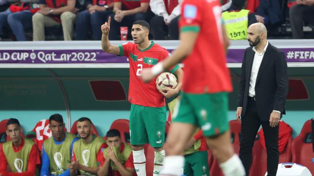 Achraf Hakimi se queja de una decisión arbitral contra Francia