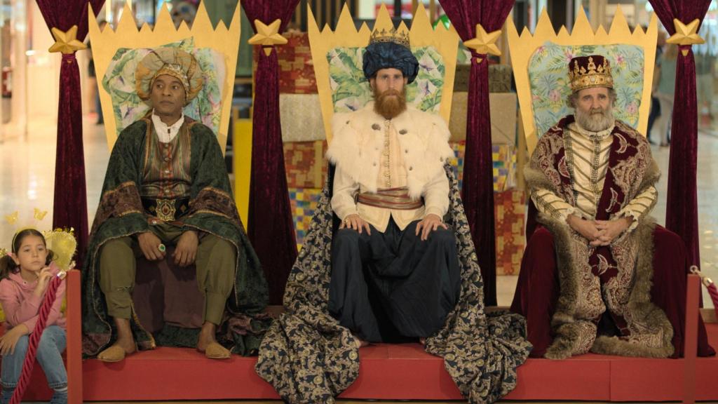 Víctor García León : Sentarse en las rodillas de tres señores que no conoces debería ser algo discutible