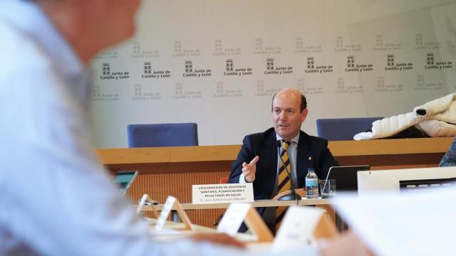 El viceconsejero de Asistencia Sanitaria, Planificación y Resultados en Salud en la reunión de la Sección de Agresiones al personal de centros sanitarios