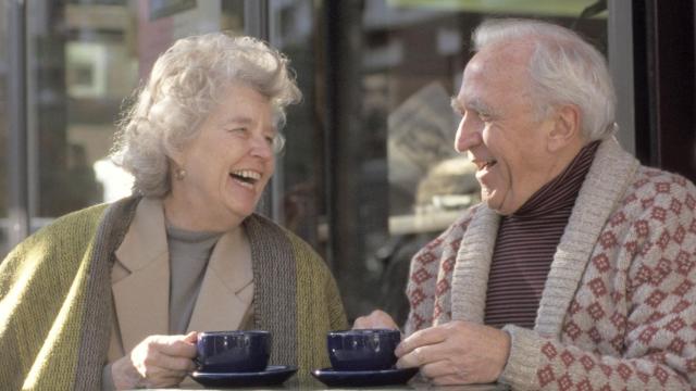 Aunque el Sol nos ayuda a producirla, es importante una dieta enriquecida en vitamina D.