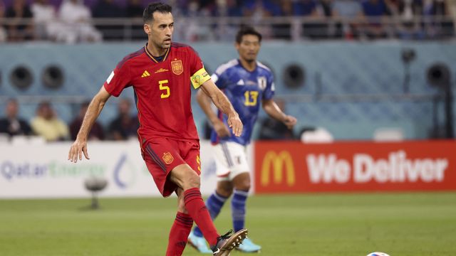 Busquets, frente a Japón en el Mundial de Qatar.