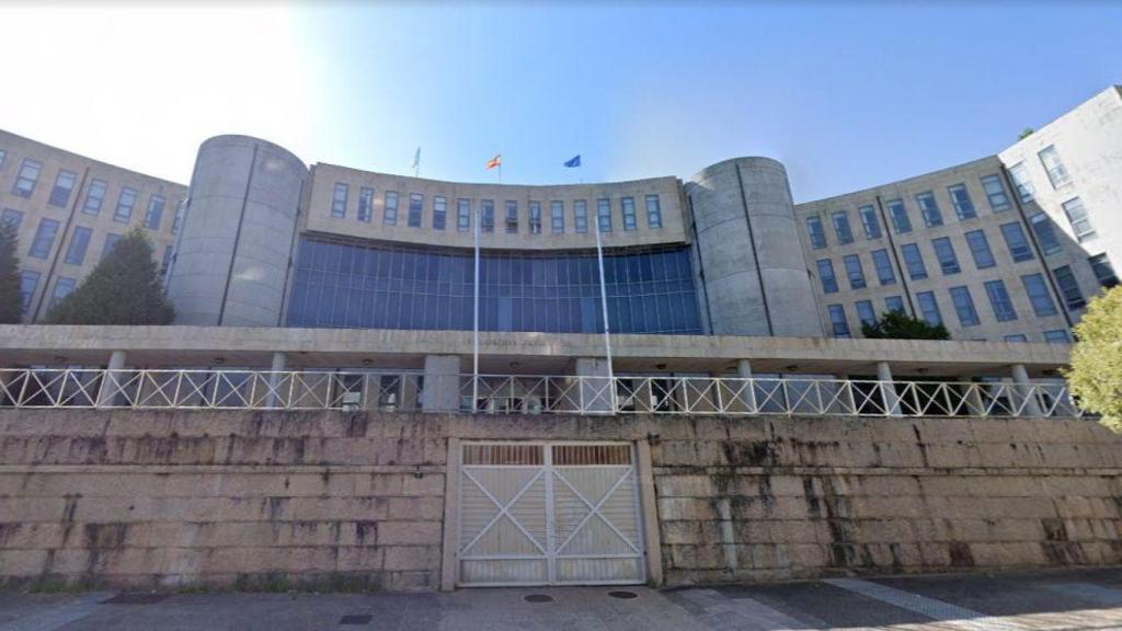 Audiencia Provincial de A Coruña con sede en Santiago de Compostela.