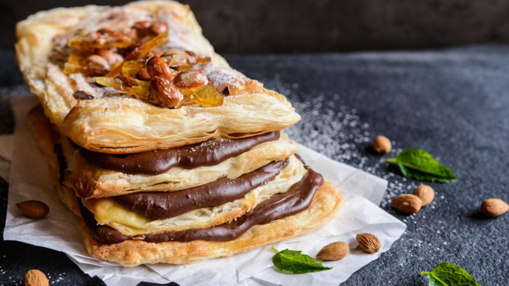 Receta de milhojas de chocolate.