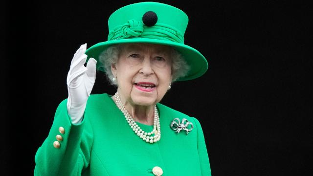 La reina Isabel II en su Jubileo de Platino, tres meses antes de morir.