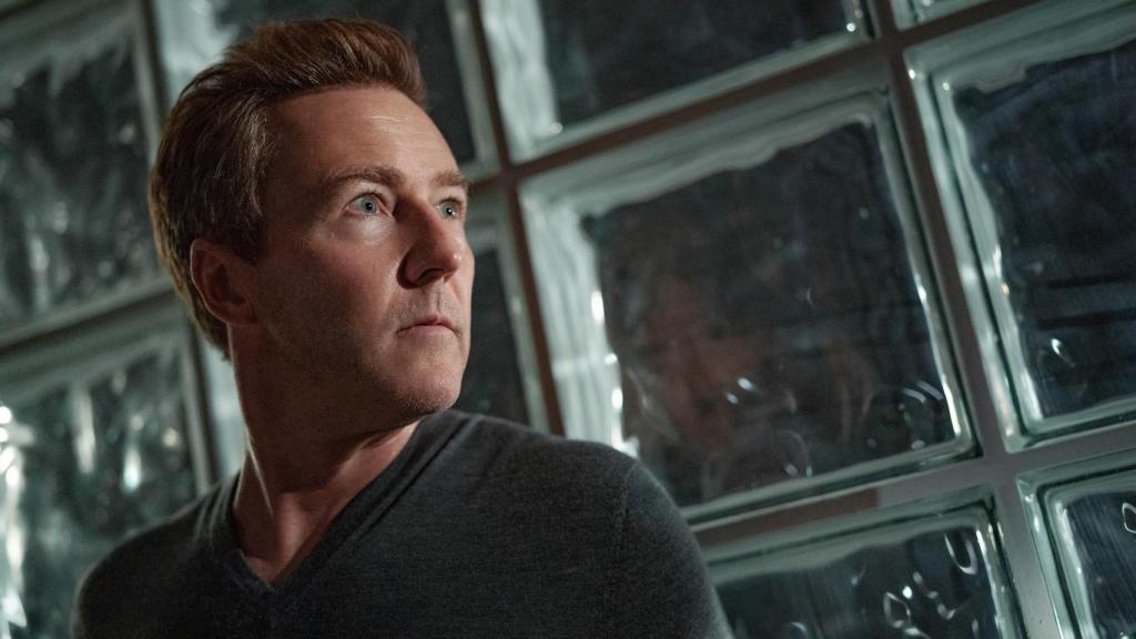 Edward Norton en 'El misterio de Glass Onion'.