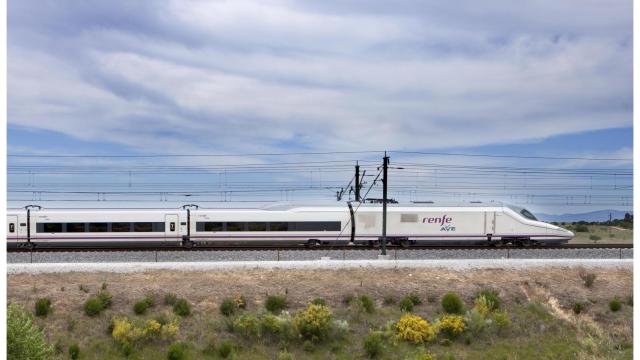 Imagen de un AVE de Renfe