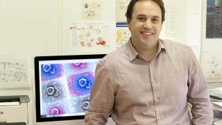 El investigador Héctor Peinado