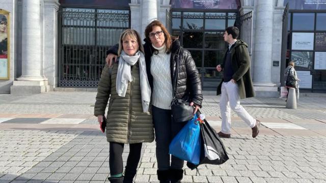 Cati y Chata llevan el número del quinto premio.