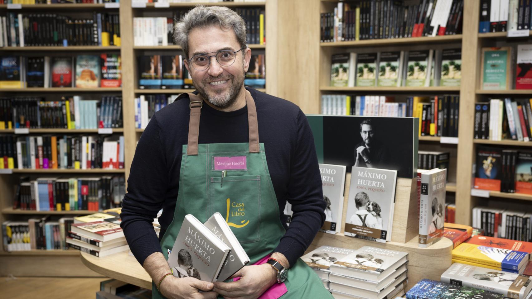 El periodista, en una reciente firma de libros.