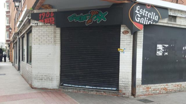 El pub Grietax precintado.