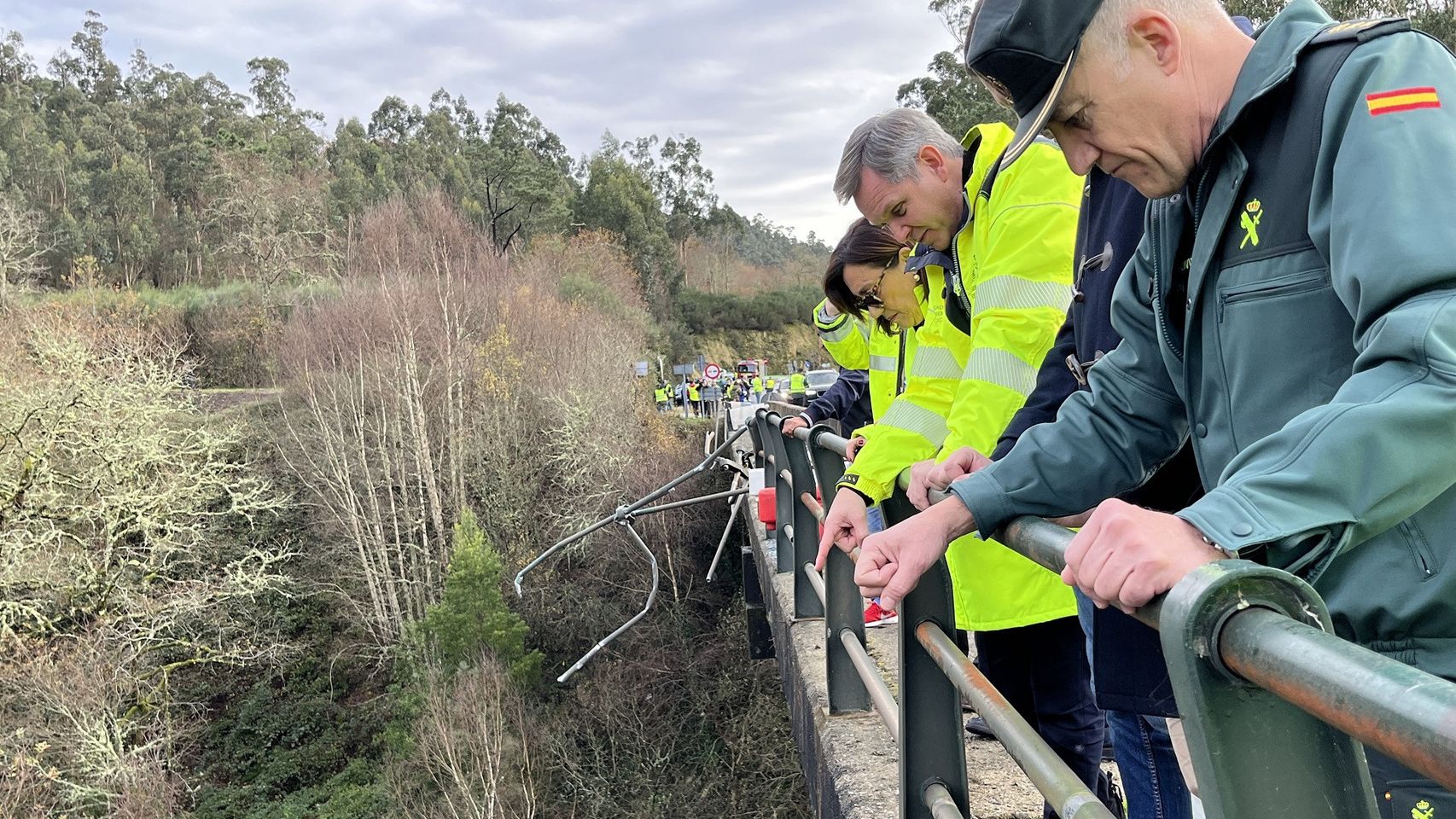 El delegado del Gobierno en Galicia visitó esta mañna el lugar del accidente.
