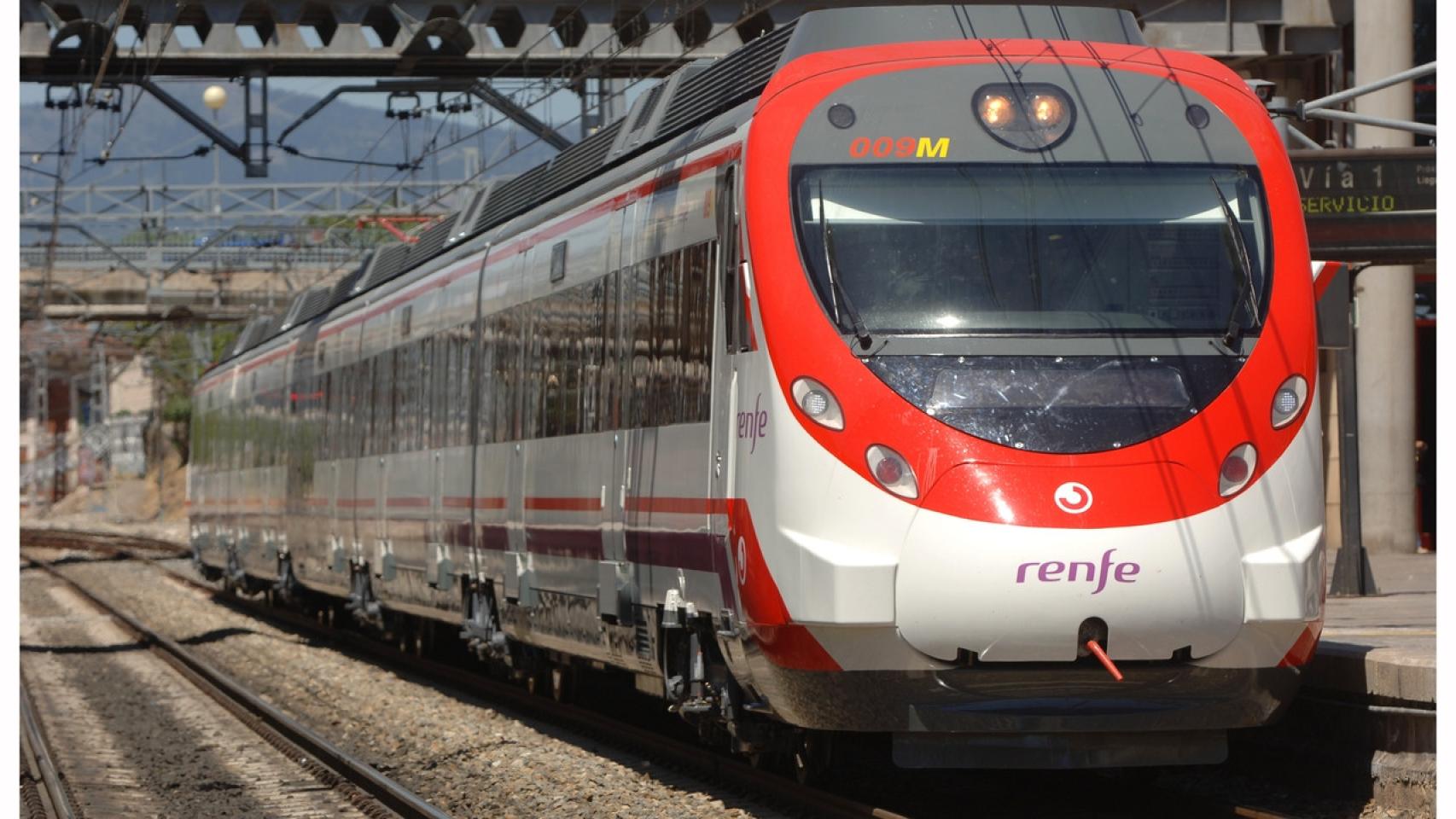 Un tren de Cercanías, en imagen de archivo.
