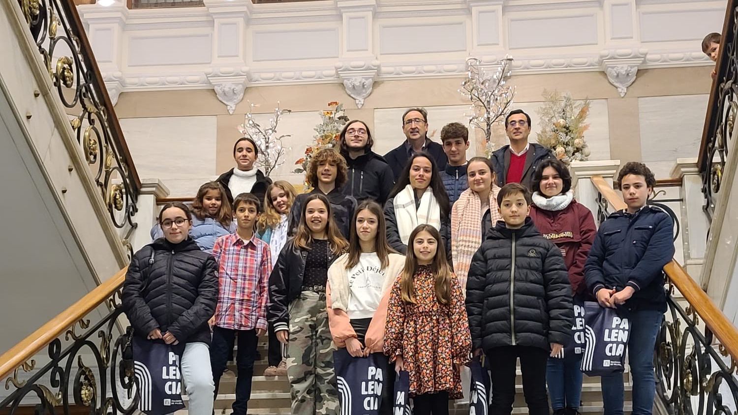 Encuentro navideño de niños y adolescentes en la Diputación de Palencia