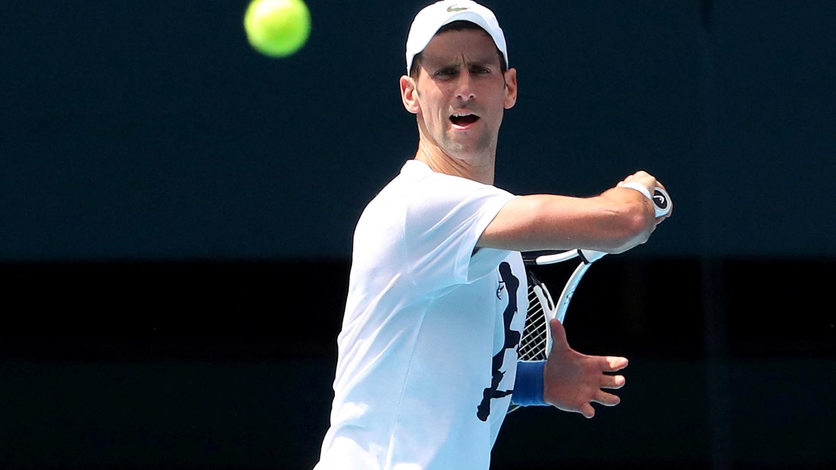 Novak Djokovic, entrenando en Australia.