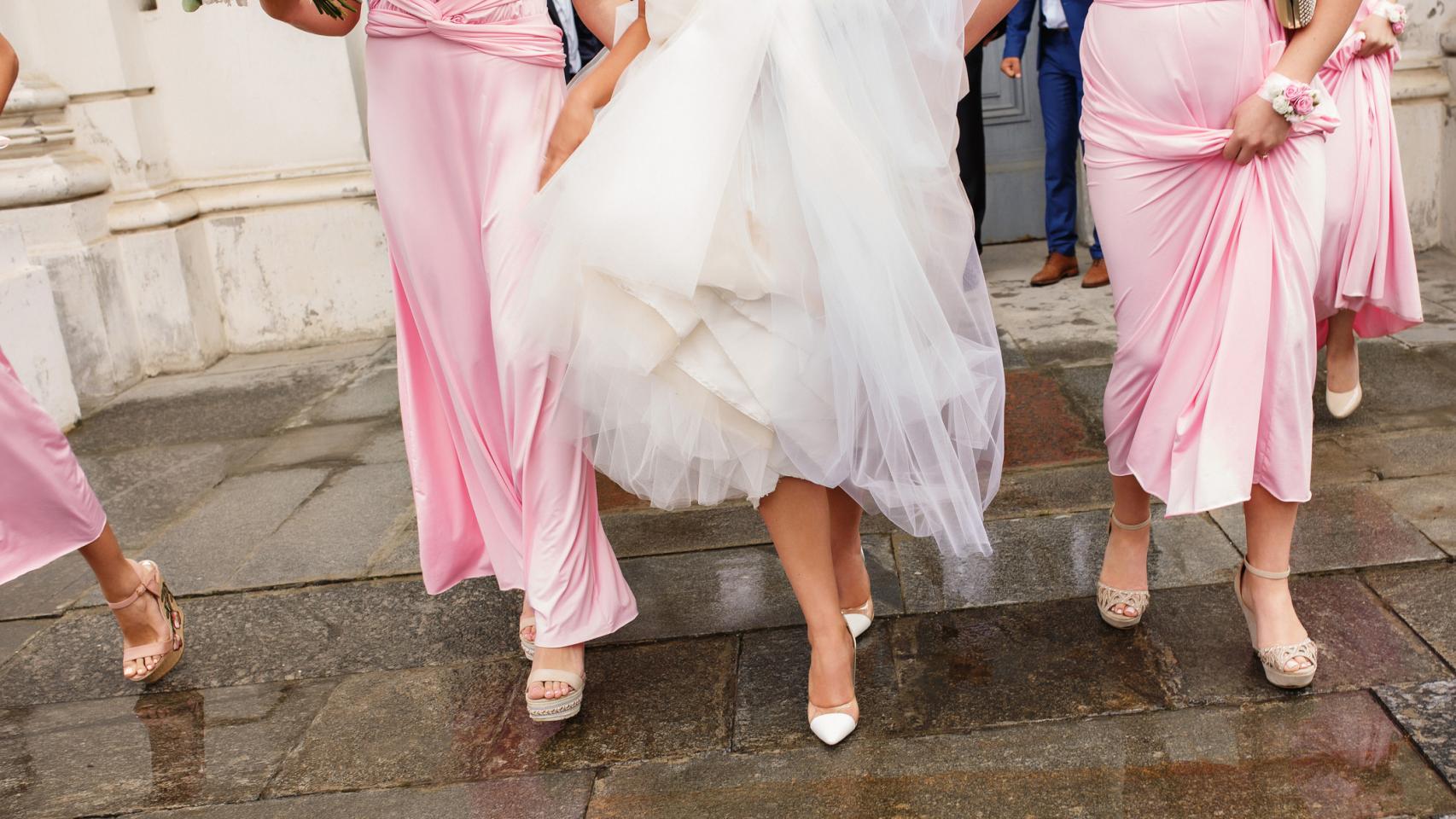 10 faldas icónicas que podrás copiar para tus looks de invitada
