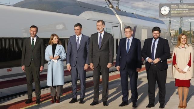 Inauguración de la línea del AVE a Murcia, con paradas en Elche y Orihuela.