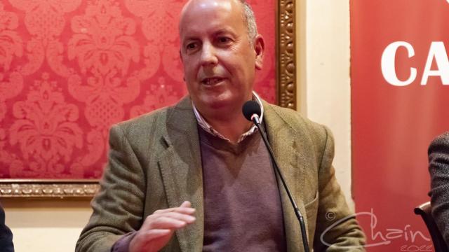 Acevedo en plena disertación