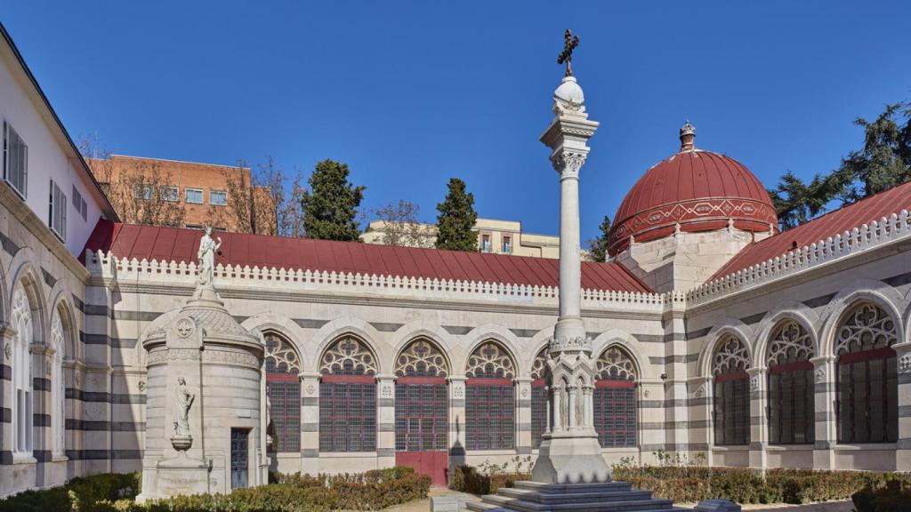 ¿Dónde se encuentra la estatua de la Libertad de Madrid?