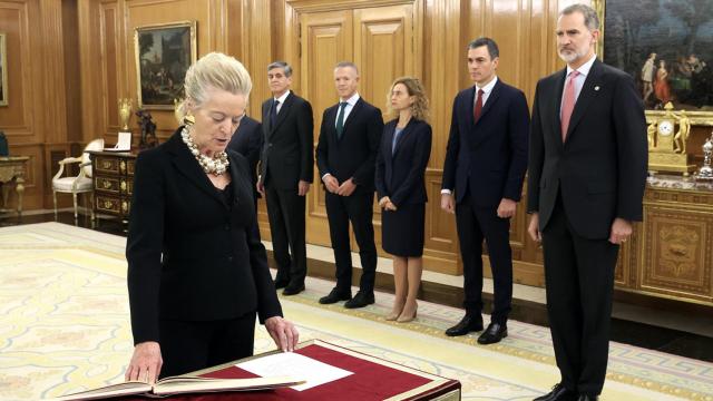 Maria Luisa Segoviano jura su cargo como nueva magistrada del Tribunal Constitucional frente al Rey, el pasado 31 de diciembre en el Palacio de la Zarzuela.