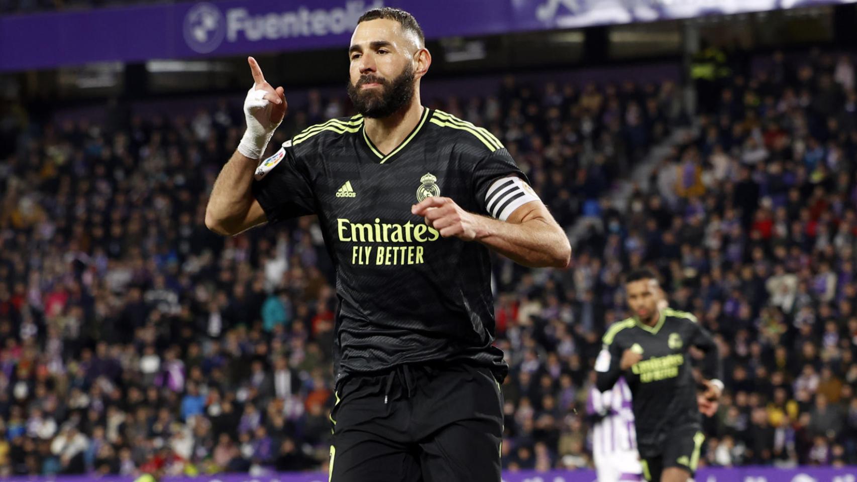 Karim Benzema, celebrando un gol con el Real Madrid en el último partido del año 2022