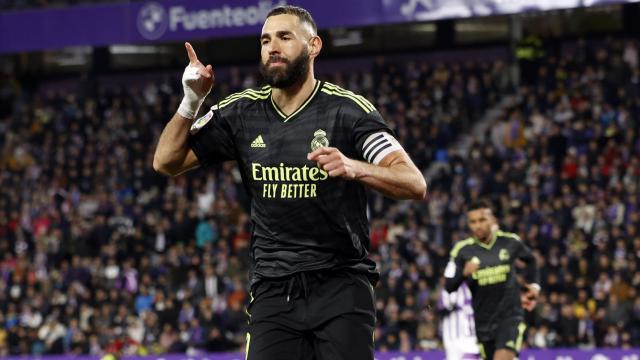 Karim Benzema, celebrando un gol con el Real Madrid en el último partido del año 2022