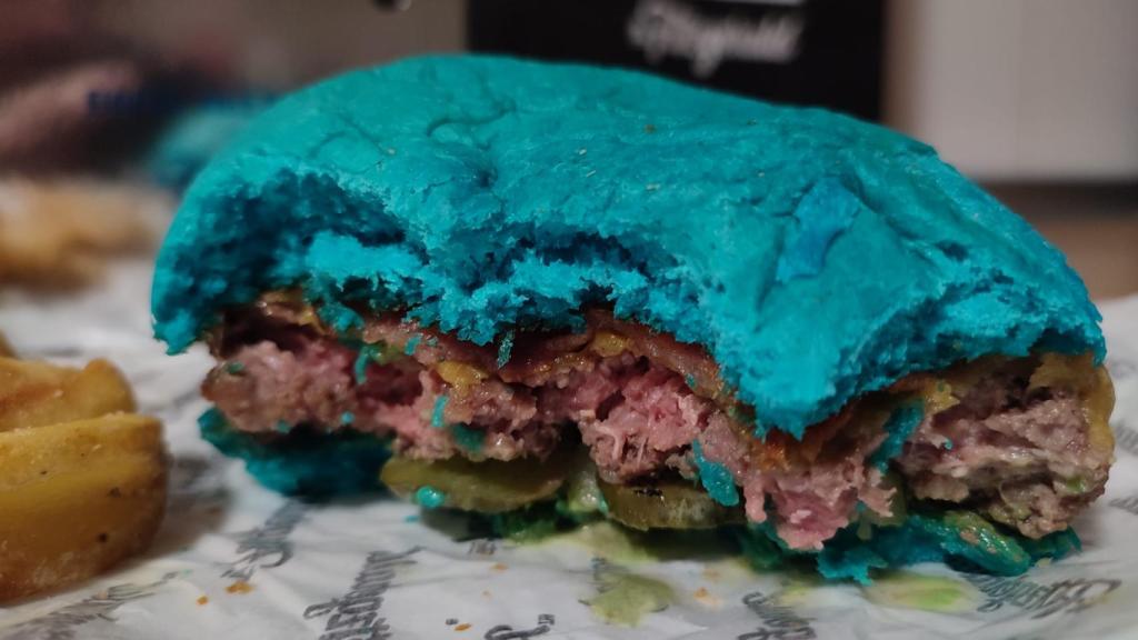 La 'Saturno Burger' de Rauw Alejandro.