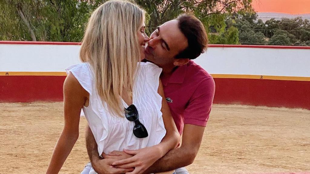Ana Soria y Enrique Ponce en una imagen de su Instagram.