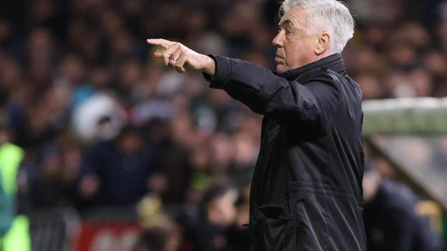 Carlo Ancelotti, durante el Cacereño - Real Madrid de la Copa del Rey