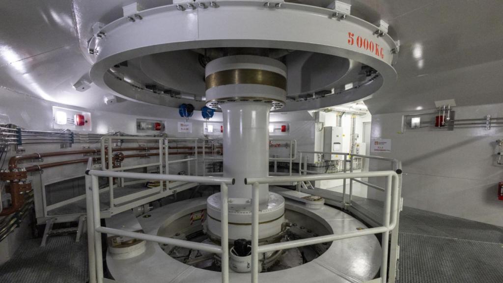 Un eje de la turbina hidráulica.