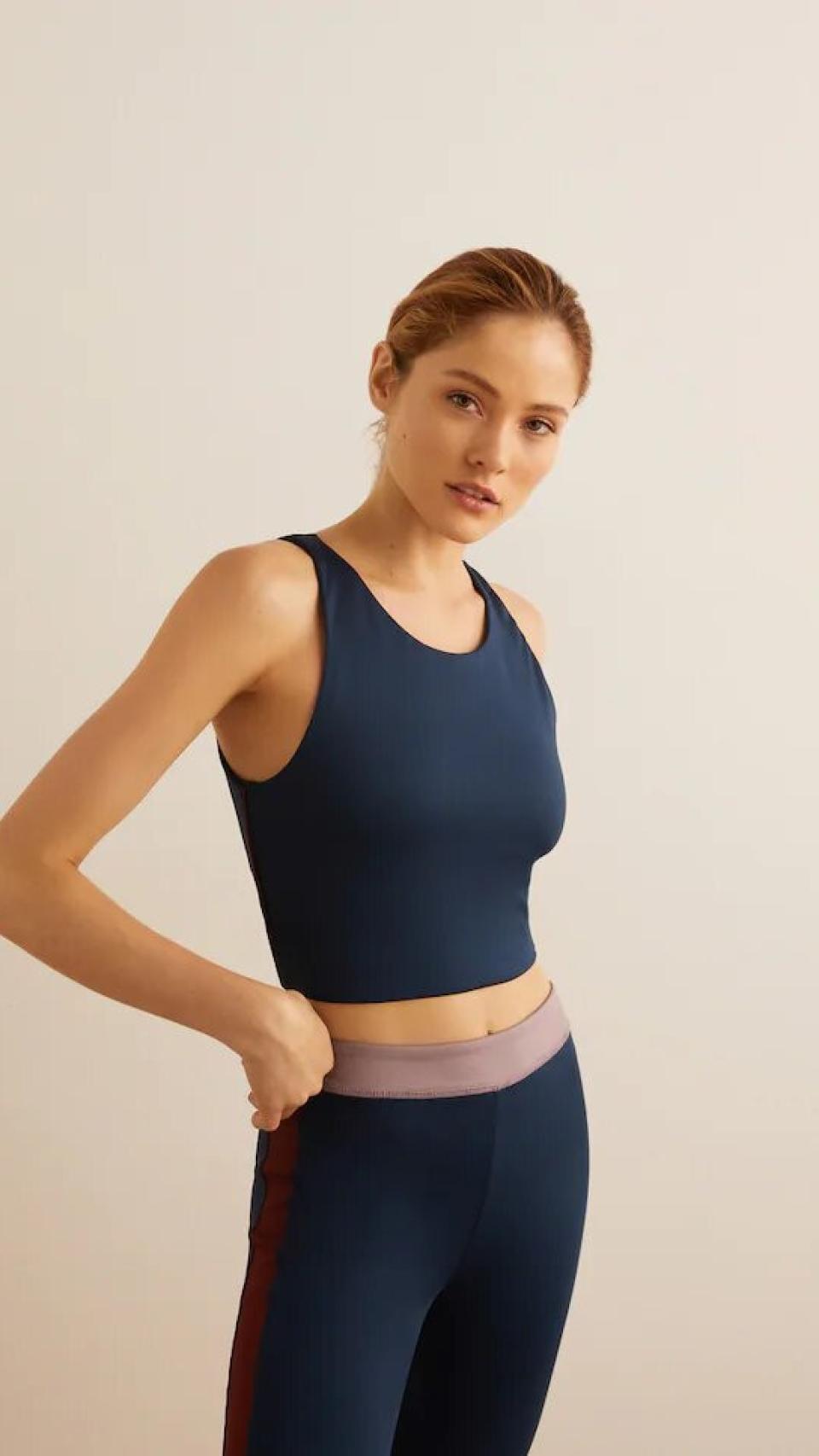 Conjunto deportivo énfasis