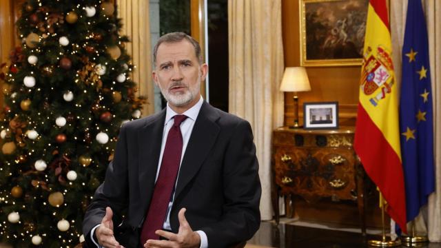 El rey Felipe VI durante su Mensaje de Navidad de 2022.
