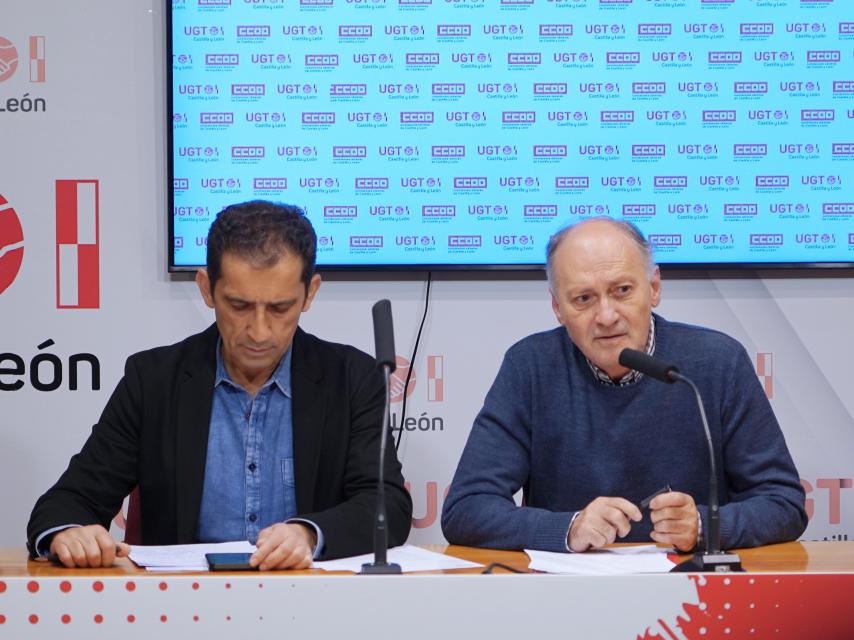Los dirigentes de CCOO y UGT en Castilla y León, Vicente Andrés y Faustino Temprano, en una imagen de archivo.