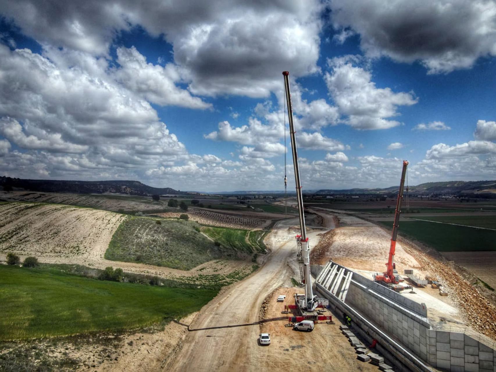 Imagen de obras en la Autovía del Duero A-11.