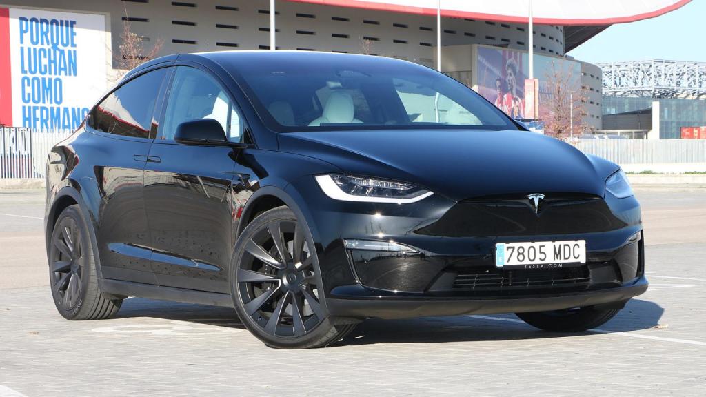 Tesla Model X Plaid